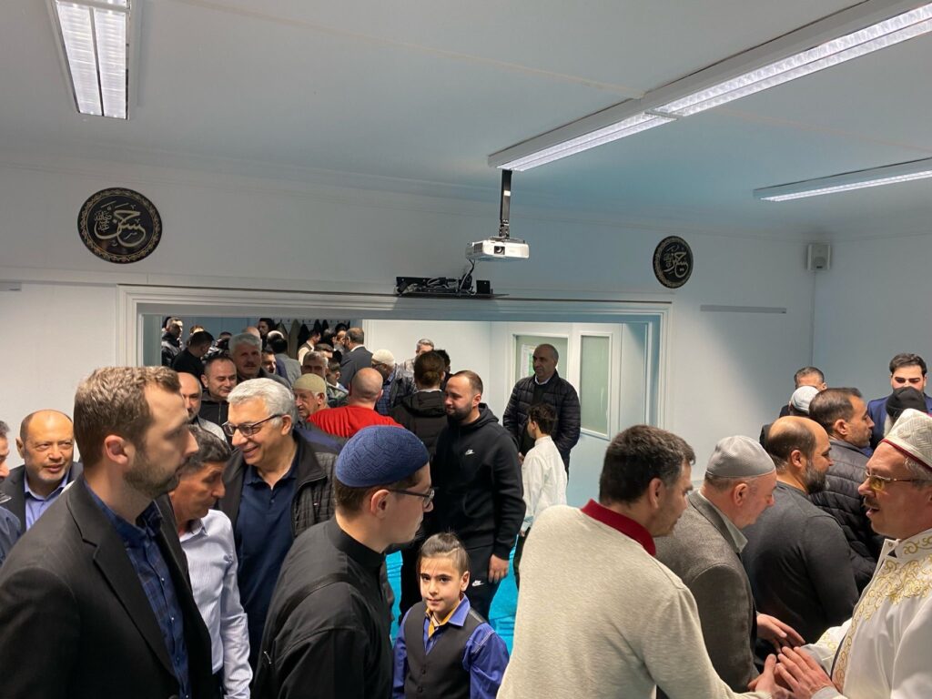 Bayram-Gebet — Galerie DITIB Bedburg