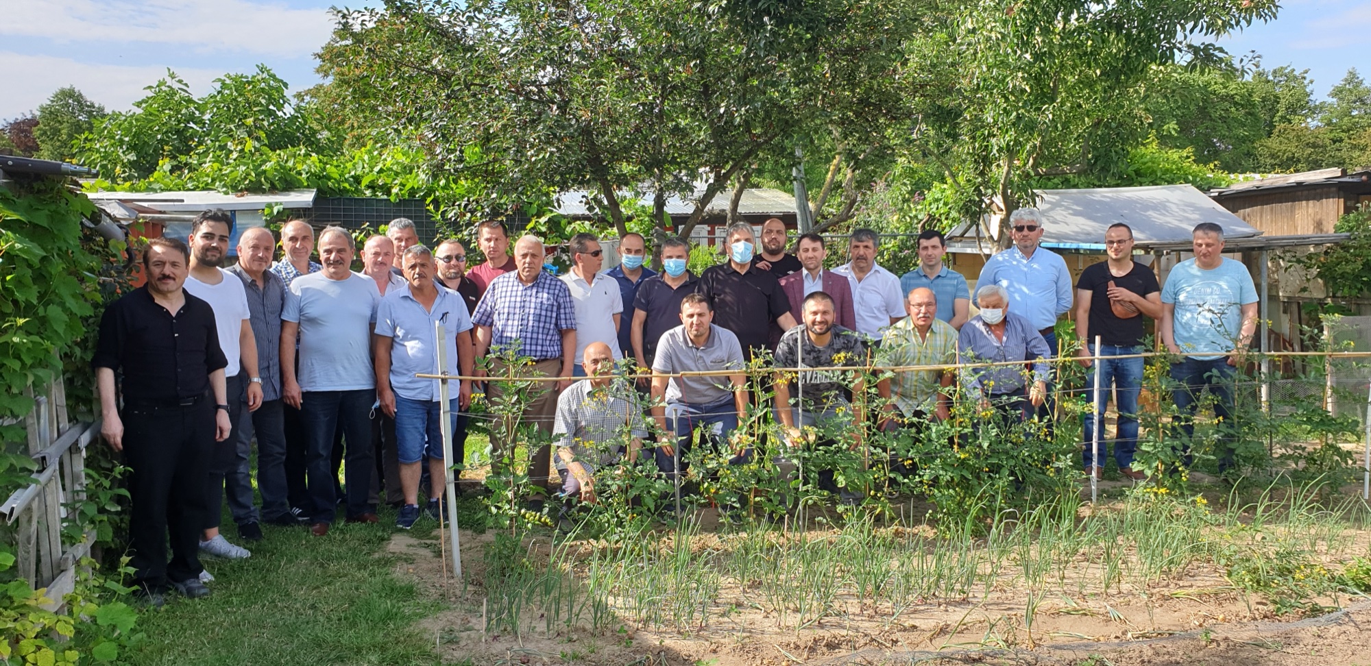 Gründung 2020 im Garten von Cahit Kaya